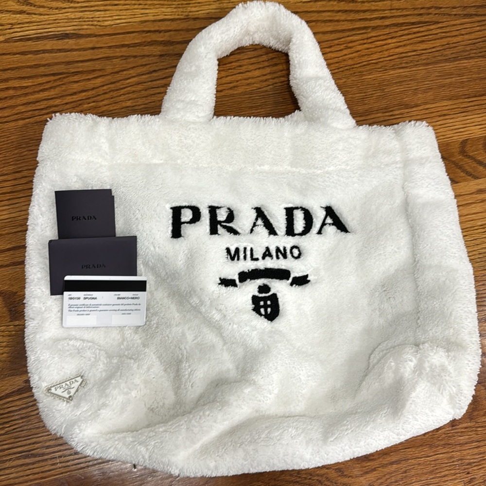 100% authentic Prada Plush terry White Tote bag beach bag with Logo - Picture 8 of 9